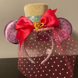 Minnie Main Attraction Ear Headband